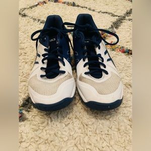 ASICS volleyball shoes (size 7 1/2)